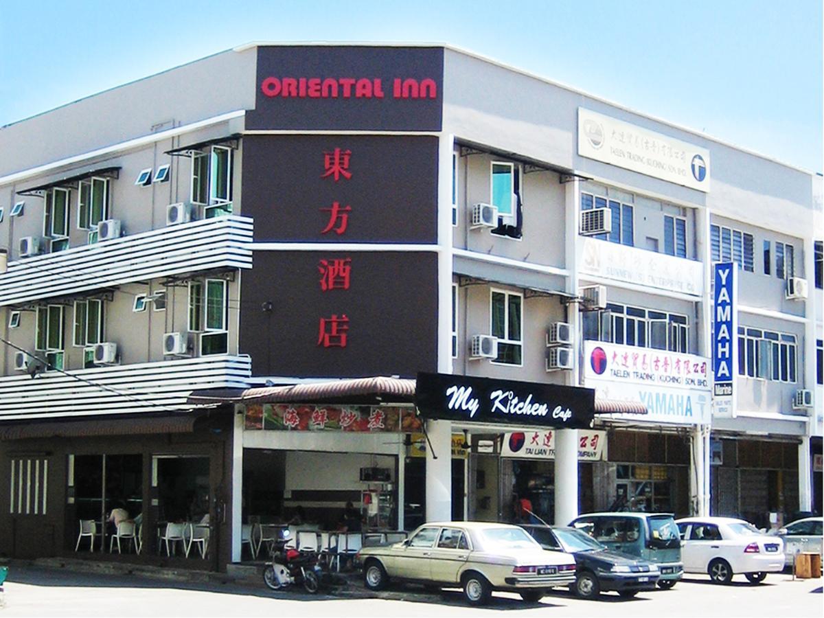 Oriental Inn Κουτσίνγκ Εξωτερικό φωτογραφία